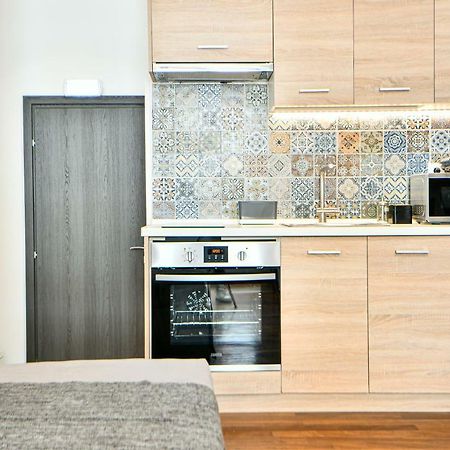 Flowers Of Athens, Boutique Aparthotel With 6-Apartments In Central Αθήνα Εξωτερικό φωτογραφία