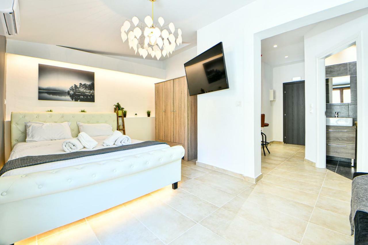Flowers Of Athens, Boutique Aparthotel With 6-Apartments In Central Αθήνα Εξωτερικό φωτογραφία