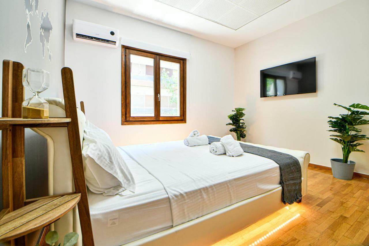 Flowers Of Athens, Boutique Aparthotel With 6-Apartments In Central Αθήνα Εξωτερικό φωτογραφία